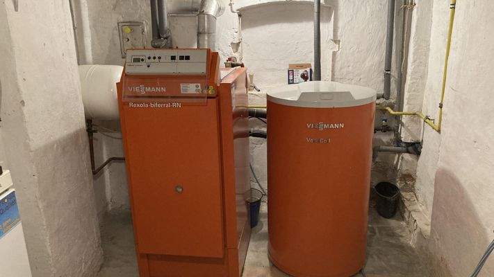 Keller mit Heizungsanlage