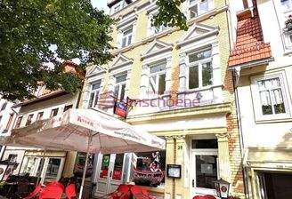 Vorderhaus - außen, Sportsbar