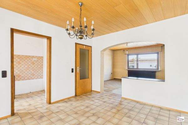 offener Wohn-/Essbereich EG