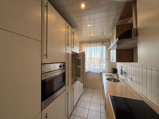 Einbauküche, Waschmaschine inklusive