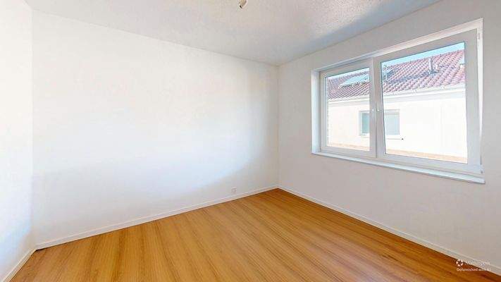 Elternschlafzimmer mit Ankleidezimmer