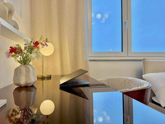 WG-Zimmer (1. links)