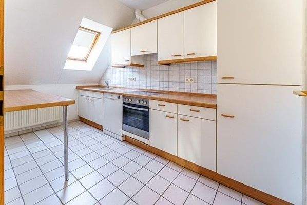 Küche mit bereits erneuerten Elektrogeräten