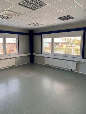 IMG_9841_(5)_Büro-3_Bodenverfärbung_A.1.jpeg