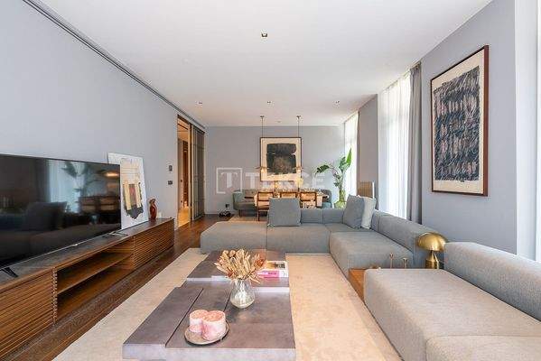 Apartments at Advantageous Location in Üsküdar Istanbul