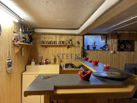 Partyraum im Souterrain