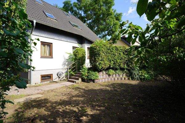 Hinter dem Haus / Terrasse