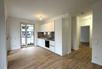 Offenes Wohnzimmer mit Küche