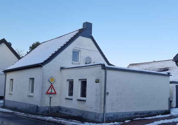 Straßenansicht
