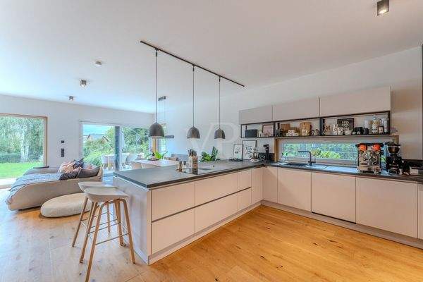 Küche mit Kochinsel