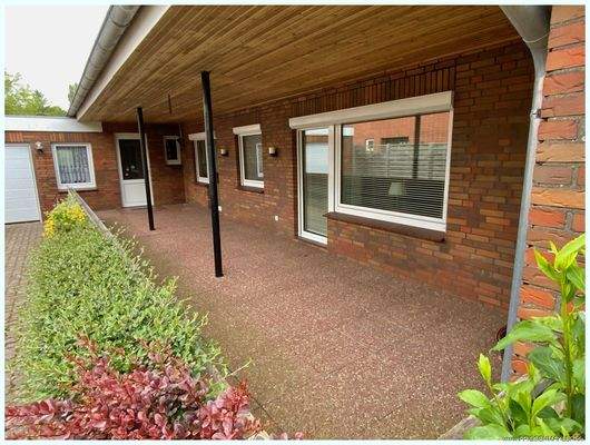 überdachte Terrasse