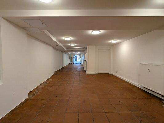 Großer Raum im Erdgeschoss