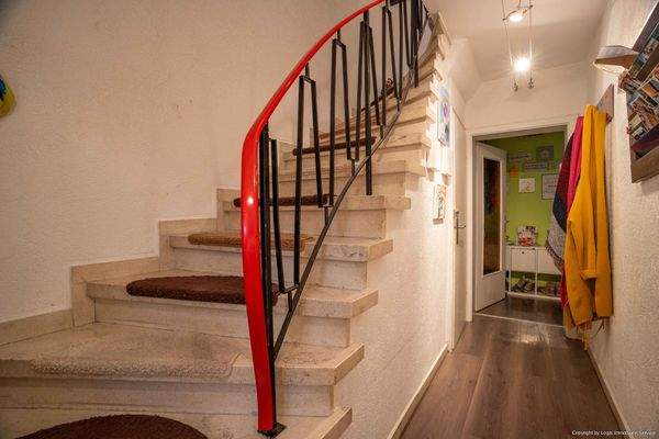 Hauseingang/Treppenhaus