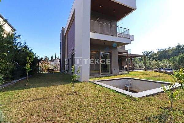 Furnished Detached Villa in Nature in Döşemealtı Antalya