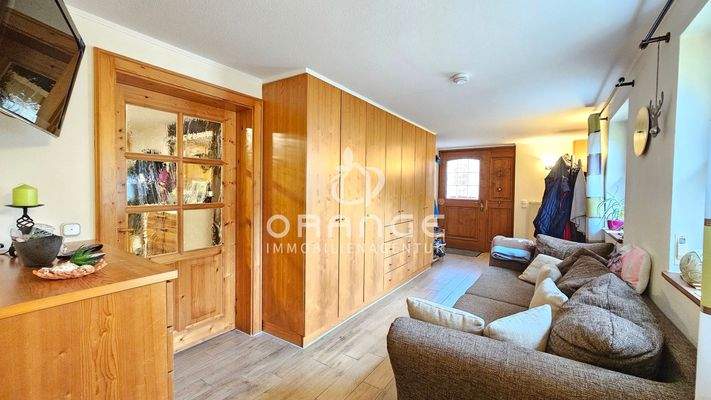 EG: Nebeneingang / Schmutzschleuse