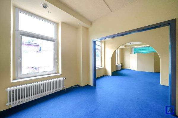 Gewerbefläche Rechts