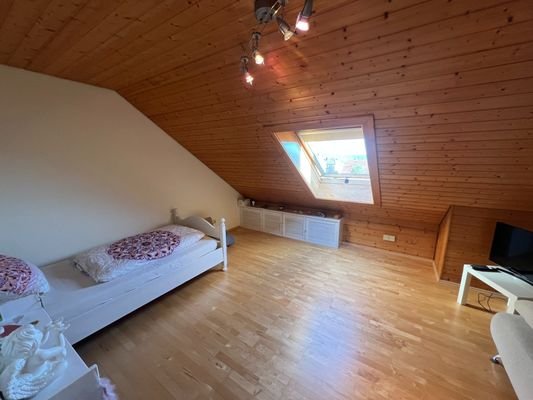 Zimmer DG Haus 2