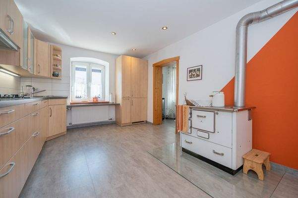 Holz-Herd betriebsbereit