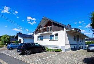 Ansicht Straße Mehrfamilienhaus Ettinghausen