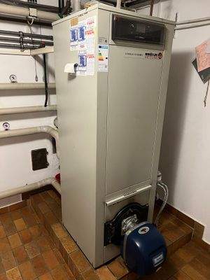 Zentrales Heizgerät 2011