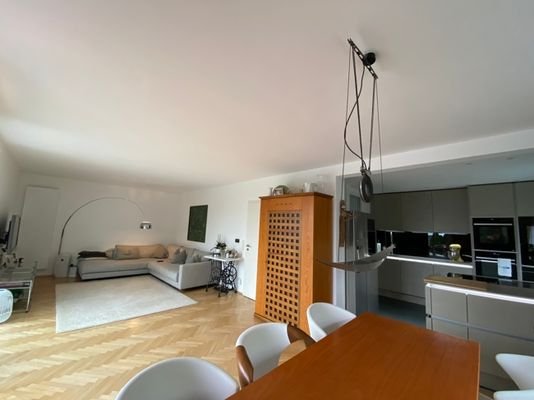 Wohn-, Esszimmer und Küche  EG
