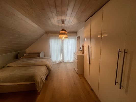 Elternschlafzimmer im DG
