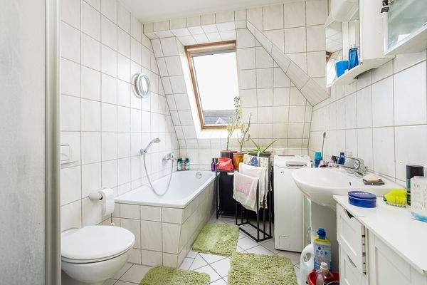 Badezimmer Mieter 1. OG