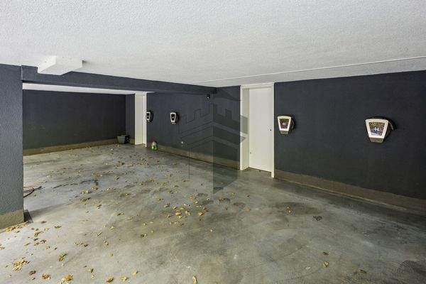 überdachter Stellplatz + Wallbox 