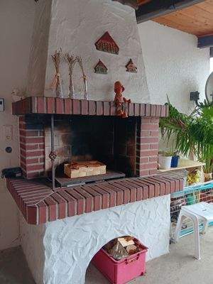 Rothenkirchen offener Kamin auch zum Grillen.jpg