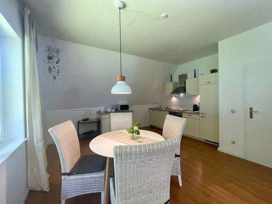 Küche mit Essbereich WE 4