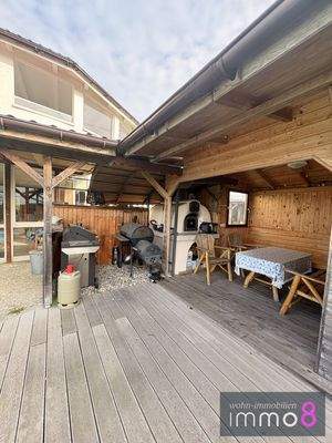 und dann zum Grillen in den Freisitz