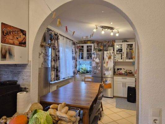 EG / Rundbogen zur Küche