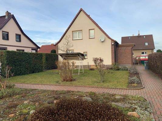 Gartenansicht Einfamilienhaus