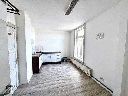 Aufenthaltsraum mit Küche