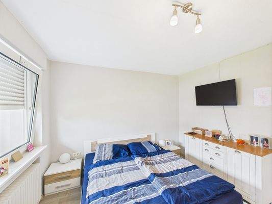 CAM03784G0-PR0065-STILL032