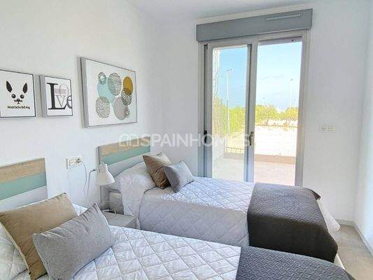 Stylish Flats with Garden or Solarium in Torrevieja