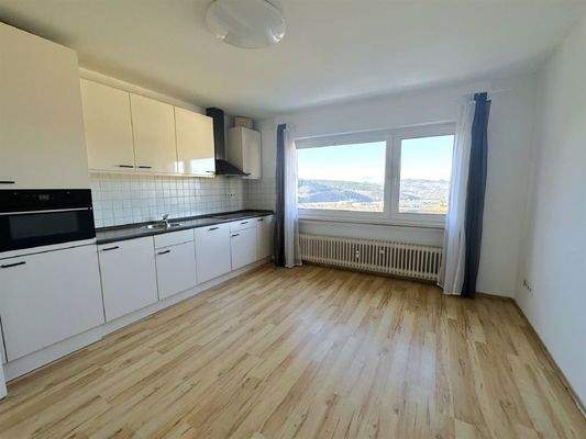 geräumige Wohnküche