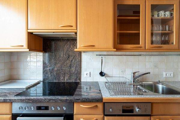 Voll ausgestattete Küche