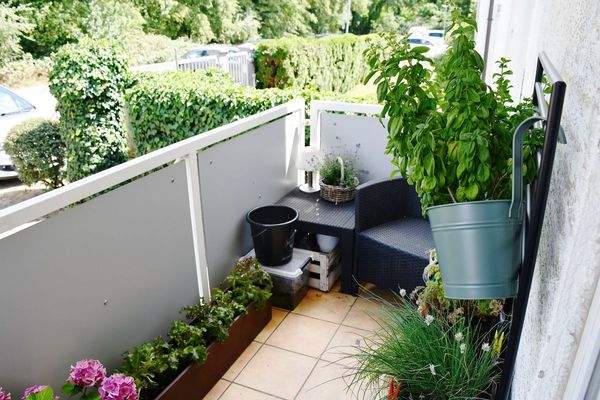 8 EG - WHG2 - Balkon.JPG