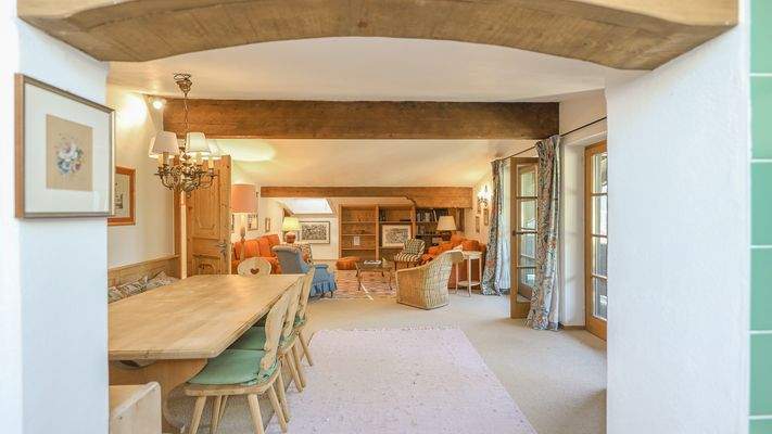 KITZIMMO-Gemütliche Dachgeschosswohnung in Toplage mieten - Immobilien Reith.