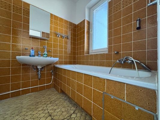 Badezimmer 1