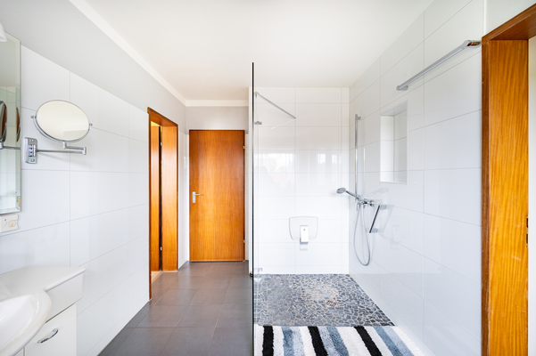 EG Ensuit Bad Ansicht 2