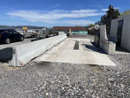 LKW und PKW Waschplatz