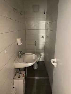 WC 2