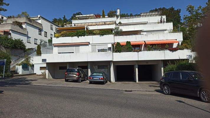 Garageneinfahrt rechts