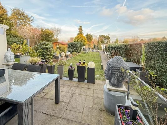Terrasse und Garten