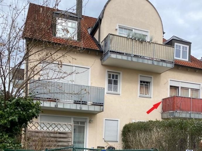 Möbliertes 1-Zimmer Apartment ca. 49 m² mit Süd-Balkon und TG-Stellplatz in Ingolstadt Mitte