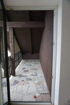 … mit Zugang auf den Balkon