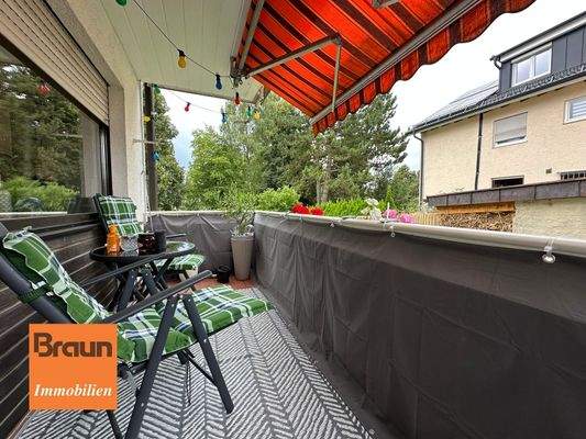 EG rechts 3-Zimmer,VS-S, Balkon