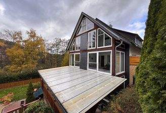 Anischt_Treppenabgang_Draufsicht_Terrasse_Willigen